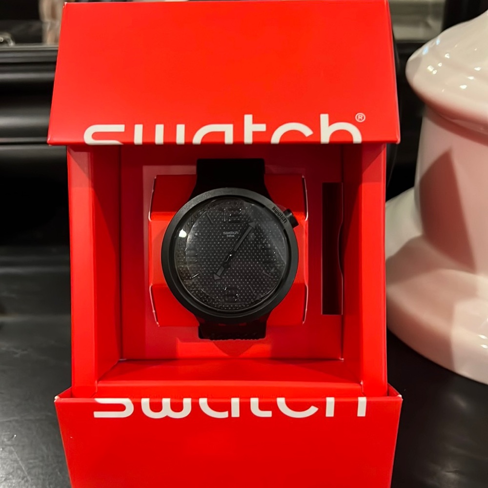 Men’s Swatch watch NEW